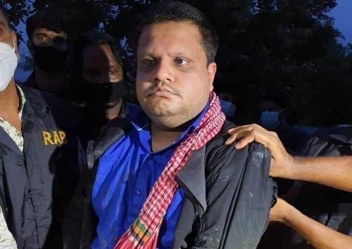 যেভাবে গ্রেফতার হলেন সেই শাহেদ