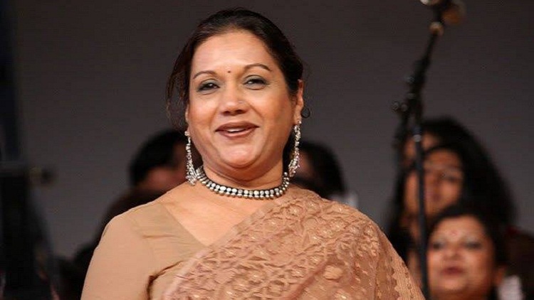 সত্তরে মিষ্টি মেয়ে কবরী
