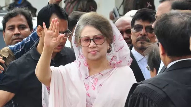 দুই প্রক্রিয়ায় বিদেশ যেতে পারেন খালেদা জিয়া
