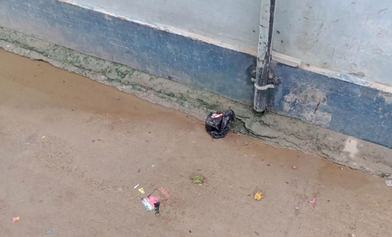 নেপালের ৩ মন্ত্রণালয়ের সামনে থেকে বোমা উদ্ধার, উত্তেজনা চরমে
