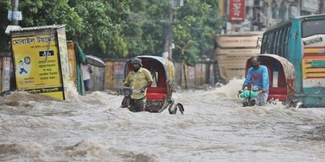 রাজধানীর জলাবদ্ধতার জন্য যাদের দায়ী করলেন ঢাকার দুই মেয়র
