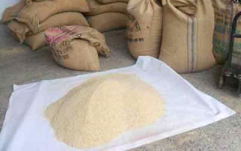 বন্যায় এ পর্যন্ত ৯ হাজার ২২১ টন চাল বিতরণ করেছে সরকার