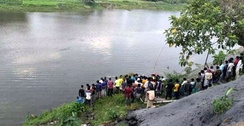 ১০ বছরের শিশুকে গণধর্ষণের পর হত্যা, নদীতে ফেলল লাশ