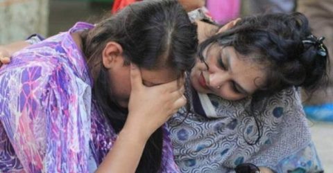 মা ও মেয়ের স্বামী একই শুনলে অবাক হবেন আপনি