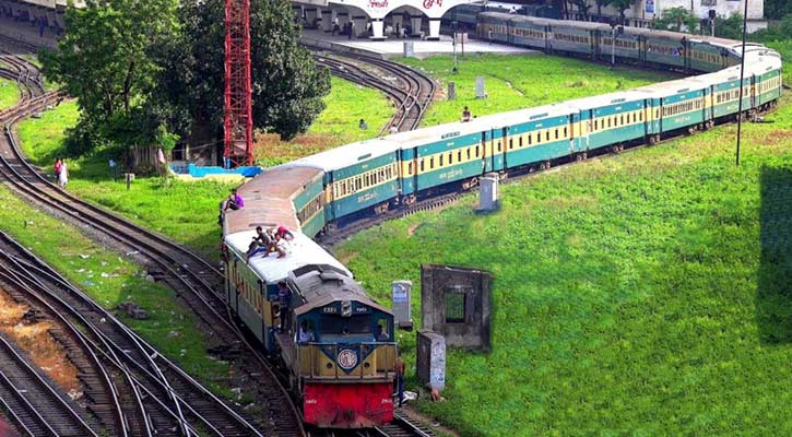 জাতীয় পরিচয়পত্রসহ ট্রেন ভ্রমণের সিদ্ধান্ত বাতিল
