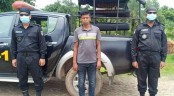 গাজীপুরে বিদেশি পিস্তল ও গুলিসহ প্রতারক গ্রেফতার
