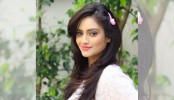 নুসরাতের নতুন নায়ক কে?
