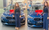 বিএমডাব্লিউ কিনলেন চিত্রনায়িকা তানহা তাসনিয়া
