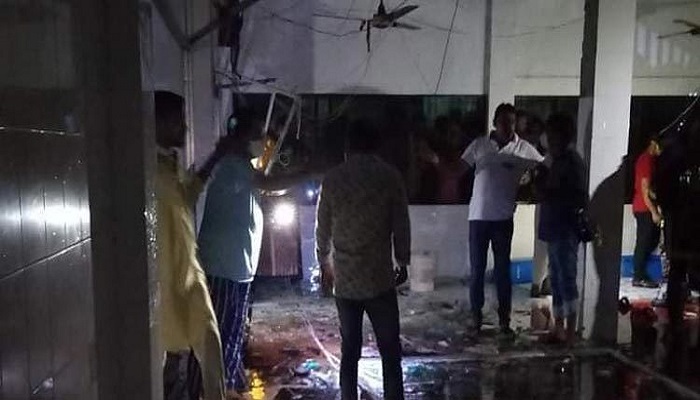 এসি নয়, বিস্ফোরণের কারণ জানালেন ফায়ার সার্ভিস কর্মকর্তা
