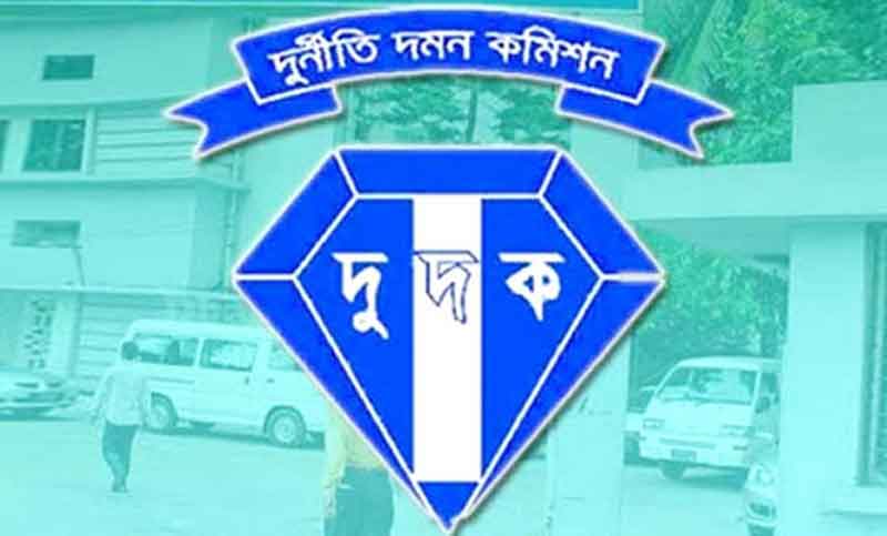 বিডিনিউজ সম্পাদকের জামিন স্থগিত চেয়েছে দুদক
