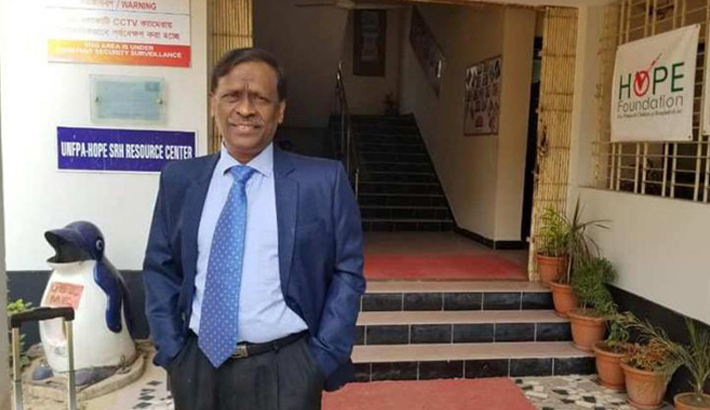 দেশ ছাড়লেন ড. বিজন কুমার শীল
