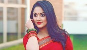অন্তত একটি গানের অ্যালবাম করতে চাই: ঊর্মিলা
