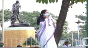 পথে নেমে ভোটের ঘণ্টা বাজিয়ে দিলেন মমতা
