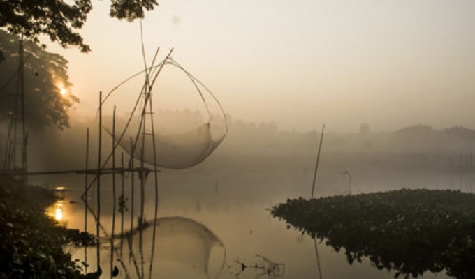 গ্রামে শীতের আমেজ
