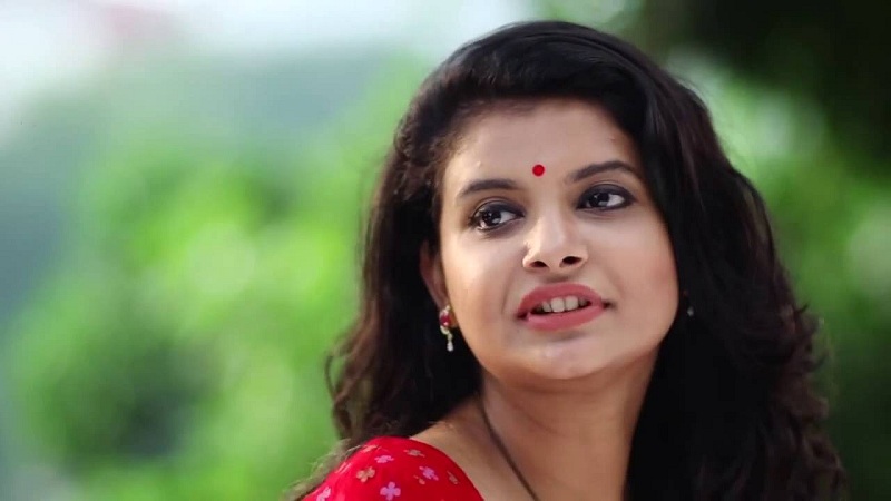 বিয়ে বিচ্ছেদ নিয়ে ফের স্ট্যাটাস দিলেন শবনম ফারিয়া