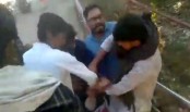 পুষ্পস্তবক অর্পণ করতে গিয়ে ছাত্রলীগের হামলার শিকার ছাত্রদলকর্মী