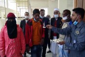 আদালত চত্বরে ধর্ষণ মামলার আসামির সঙ্গে তরুণীর বিয়ে
