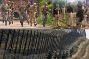 ভারতে ১১টি গ্রেনেড ফেলল পাকিস্তান, কপাল জোরে রক্ষা
