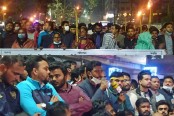 রংপুরে হামলার প্রতিবাদে নূরের নেতৃত্বে রাজধানীতে মশাল মিছিল
