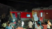 ভারতে দুই ট্রেনের মধ্যে ভয়াবহ সংঘর্ষ,বহু হতাহতের আশঙ্কা